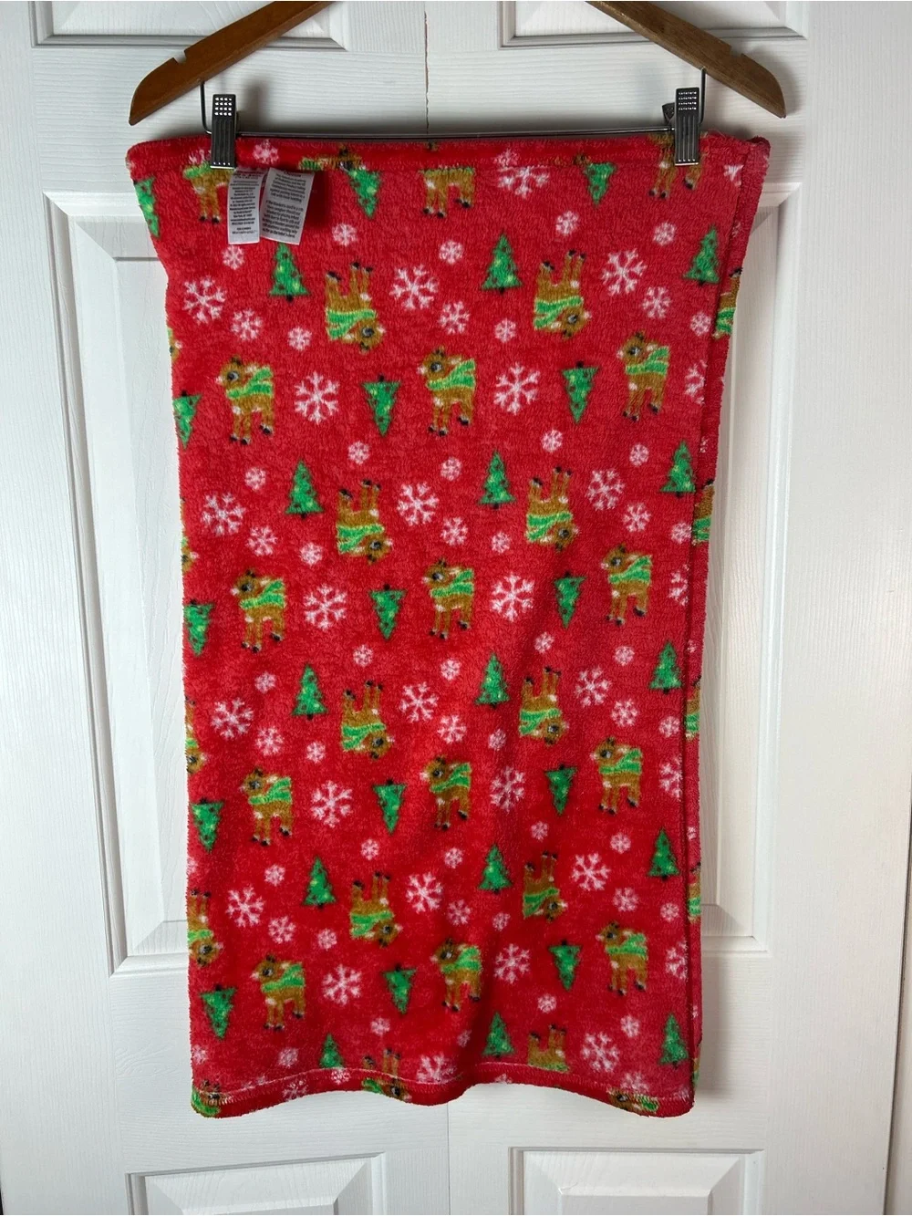 Rudolph the Red Nosed Reindeer Baby Blanket Snowflakes Christmas Tree Rashti